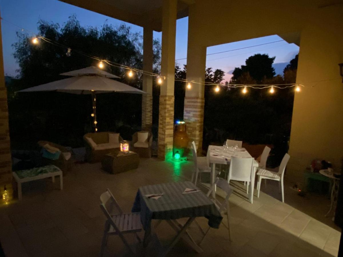 Ferienwohnung Breathtaking View Of Salento- Leporano Exterior foto