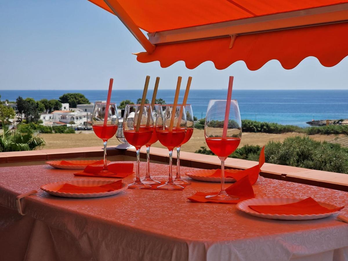 Ferienwohnung Breathtaking View Of Salento- Leporano Exterior foto