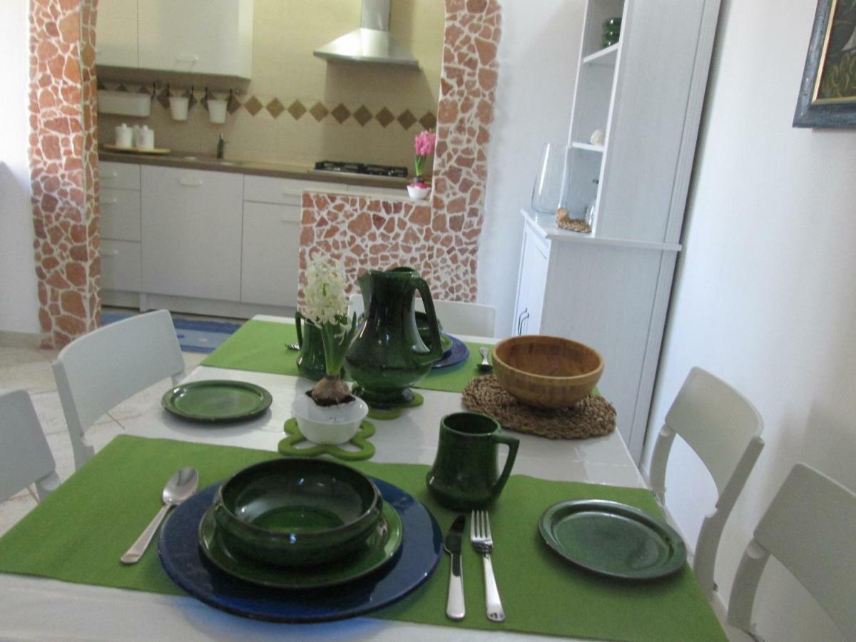 Ferienwohnung Breathtaking View Of Salento- Leporano Exterior foto